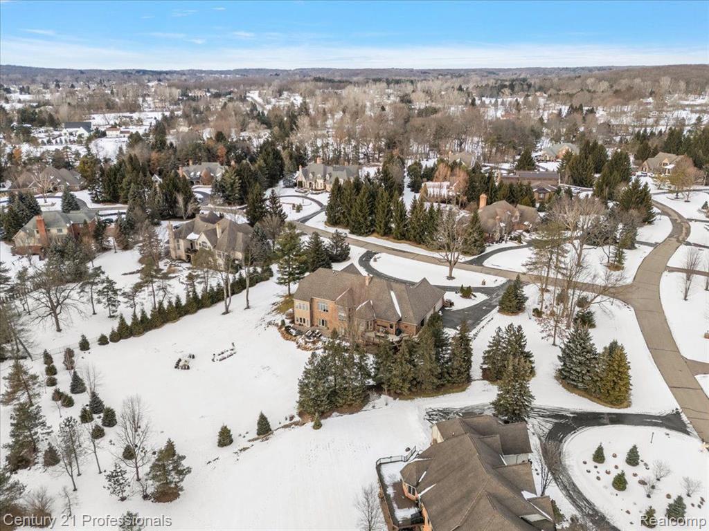 8309 HIGH MEADOW Trail
