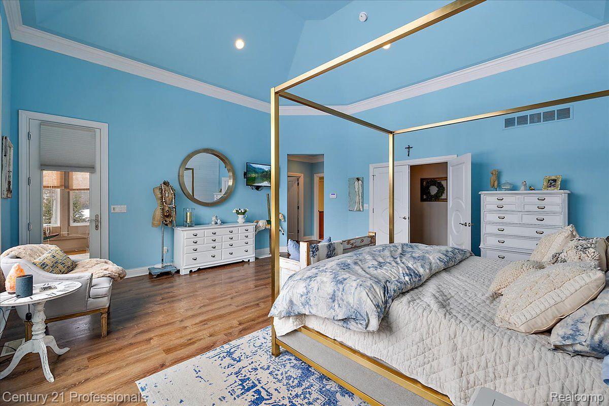8309 HIGH MEADOW Trail