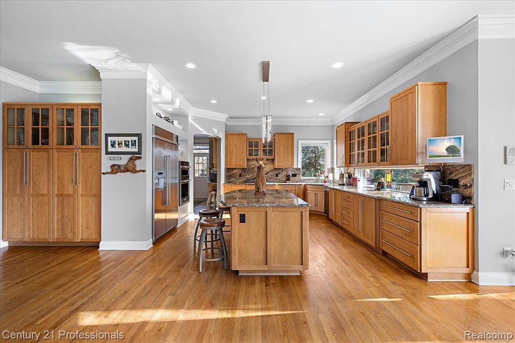 8309 HIGH MEADOW Trail