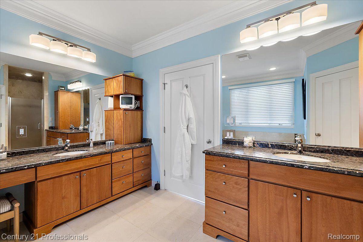 8309 HIGH MEADOW Trail
