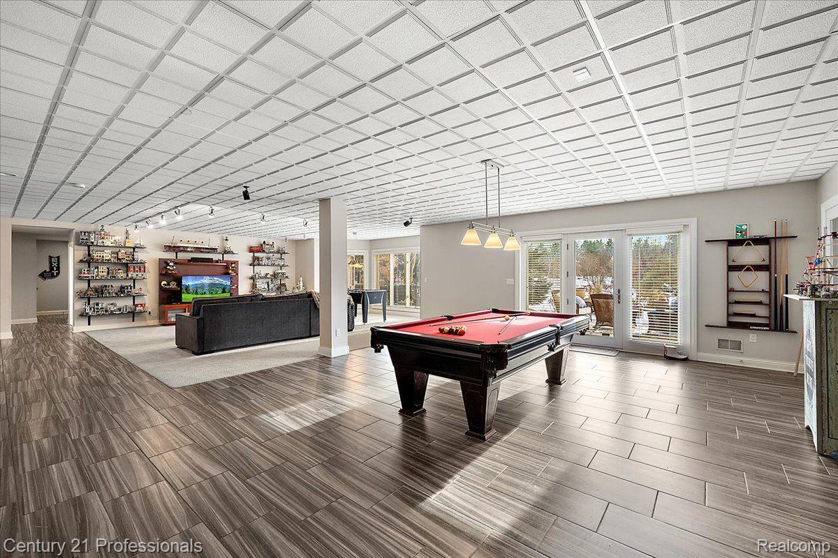 8309 HIGH MEADOW Trail