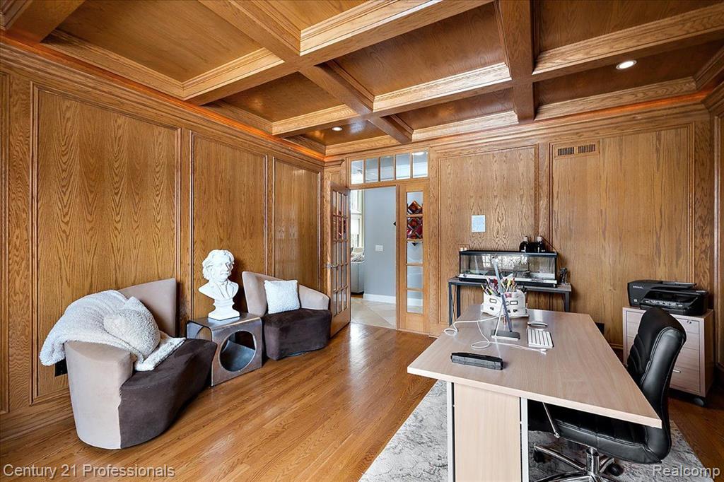 8309 HIGH MEADOW Trail