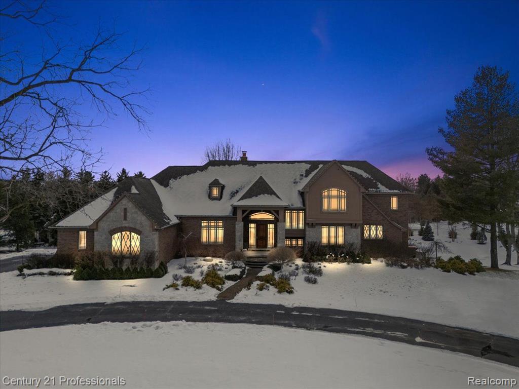 8309 HIGH MEADOW Trail
