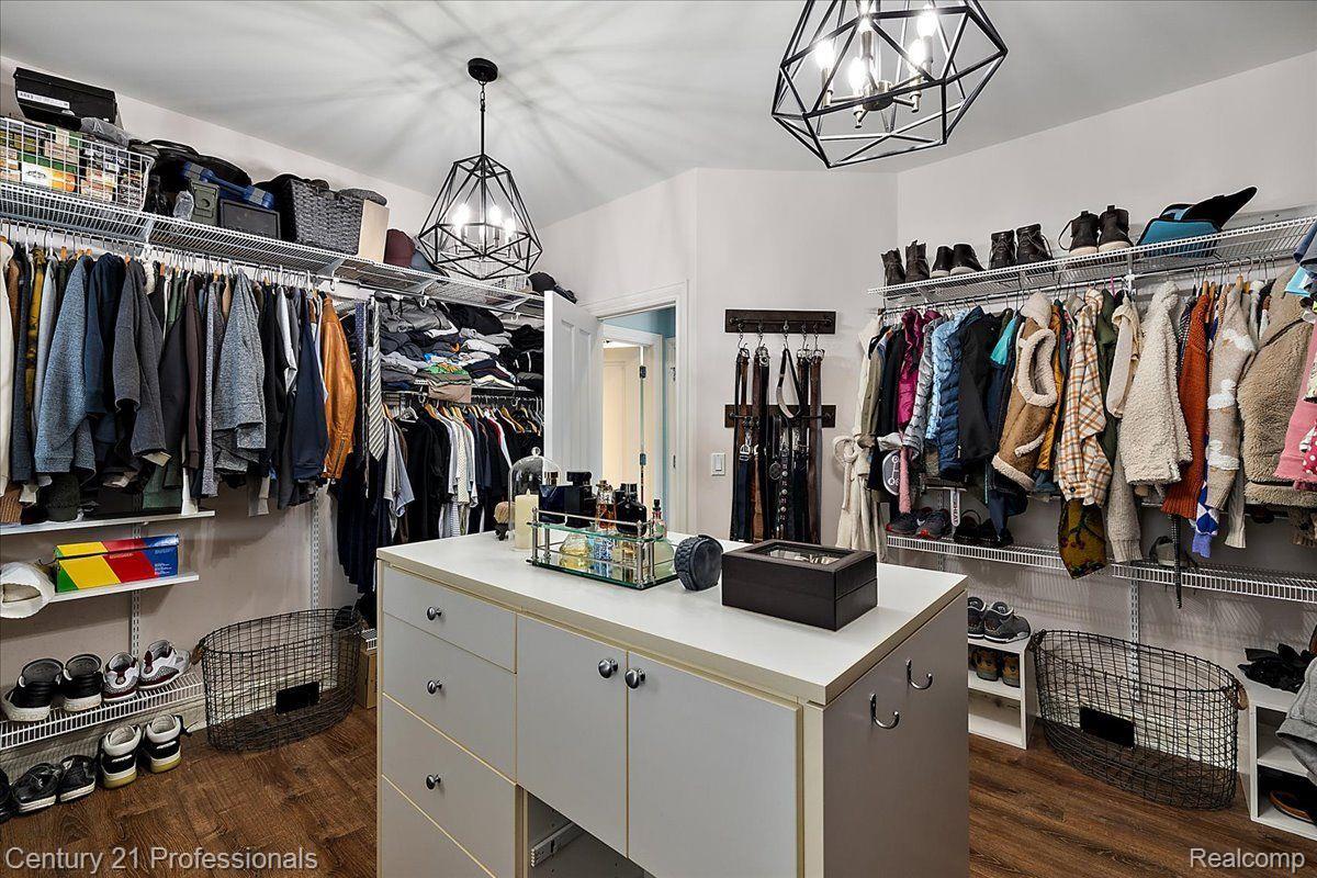 8309 HIGH MEADOW Trail