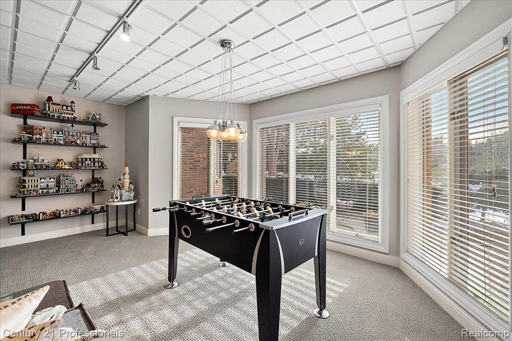 8309 HIGH MEADOW Trail