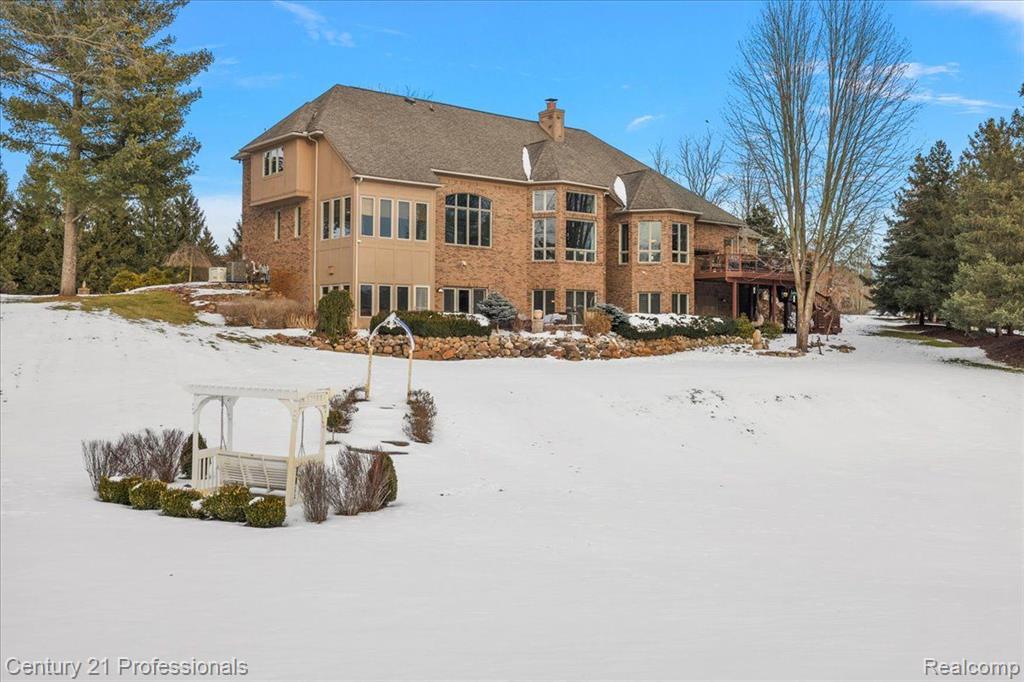 8309 HIGH MEADOW Trail