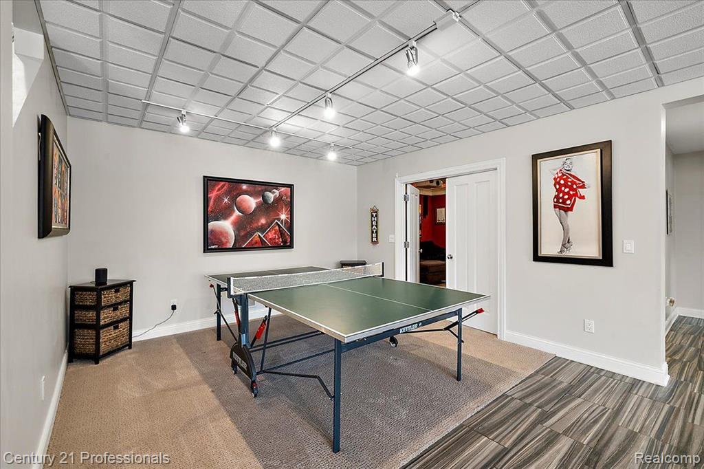 8309 HIGH MEADOW Trail