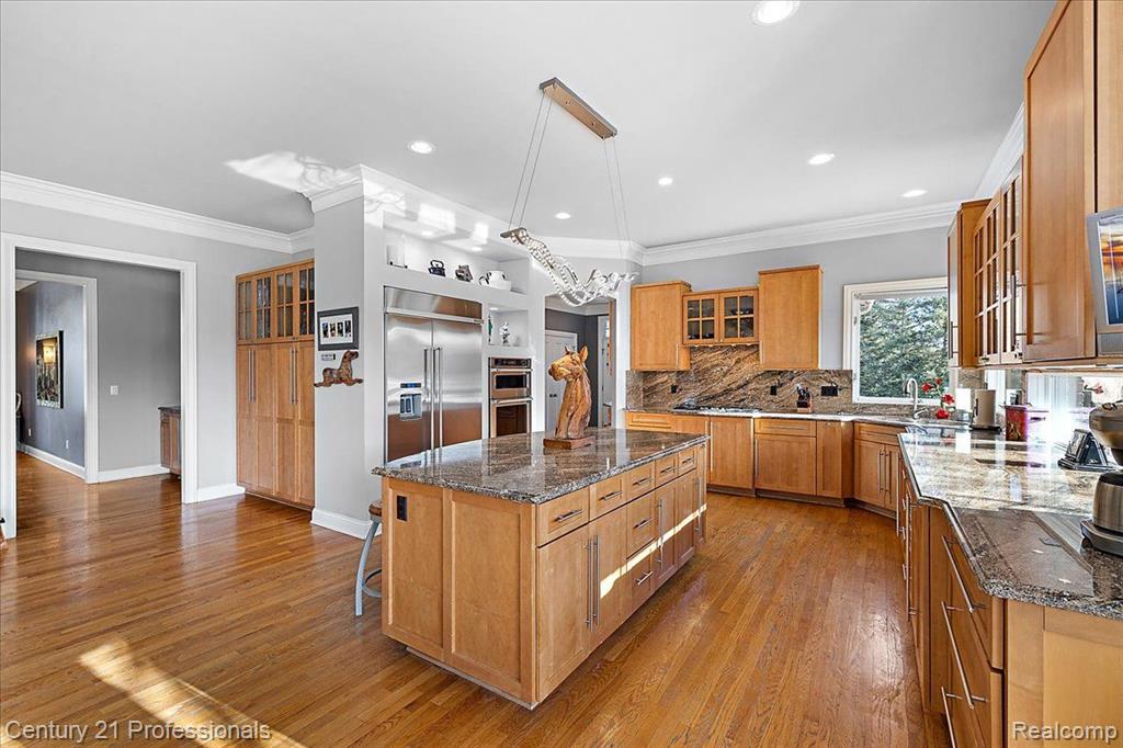 8309 HIGH MEADOW Trail