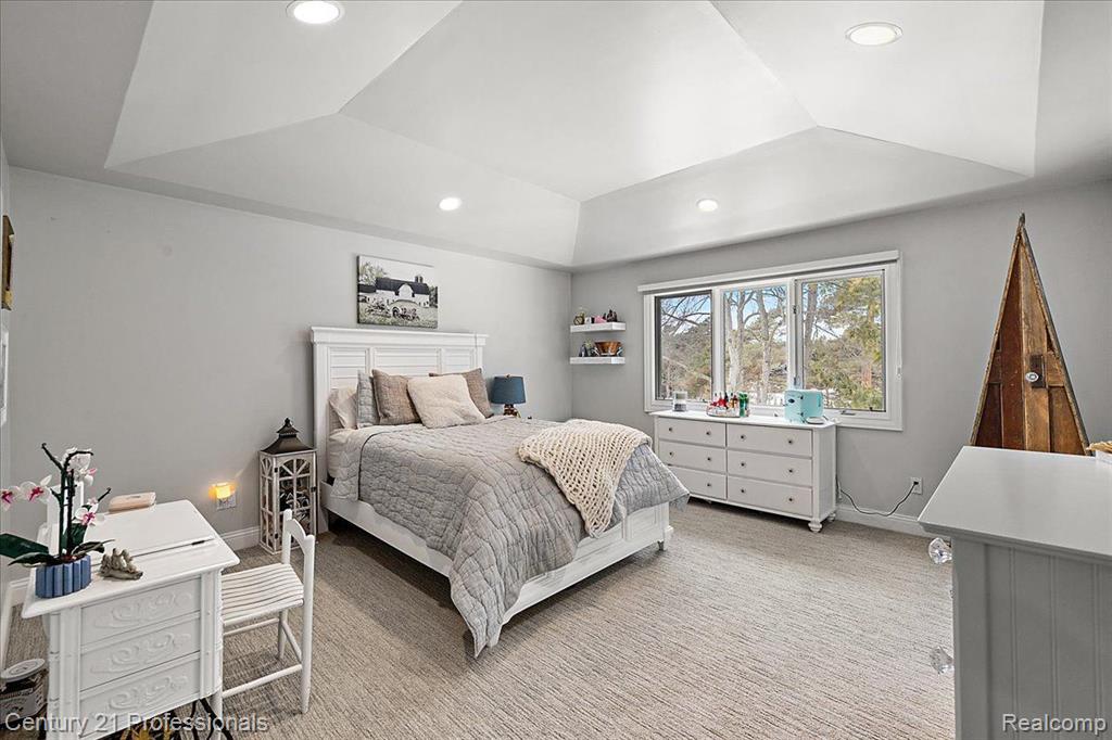 8309 HIGH MEADOW Trail