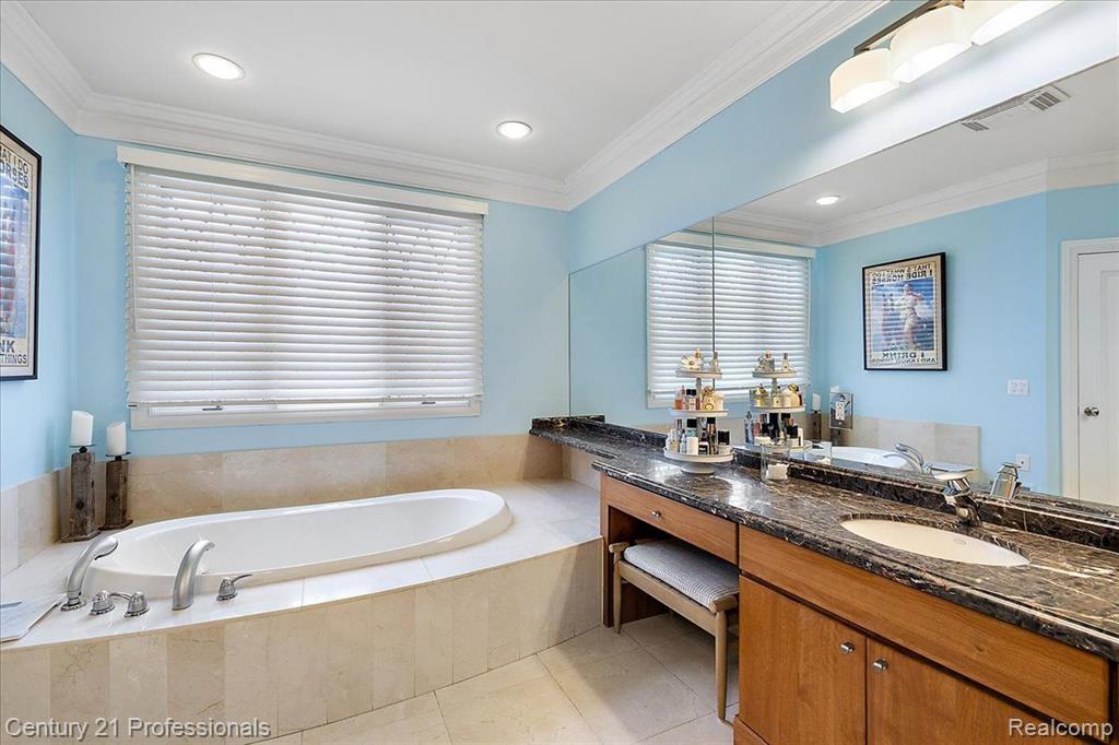 8309 HIGH MEADOW Trail