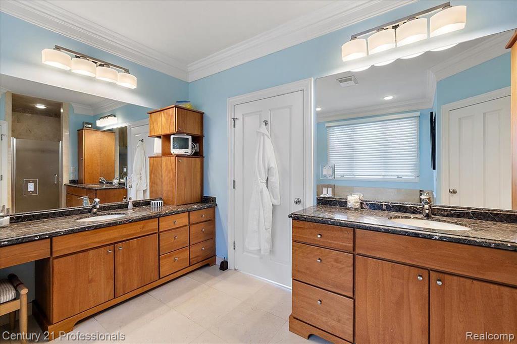 8309 HIGH MEADOW Trail
