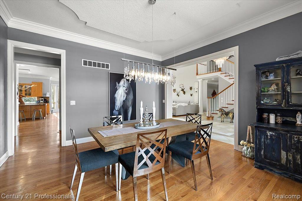 8309 HIGH MEADOW Trail