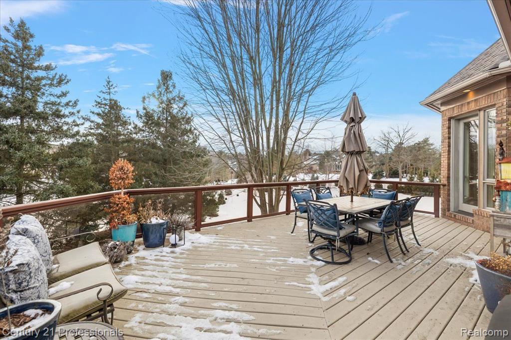 8309 HIGH MEADOW Trail