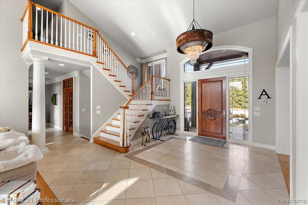 8309 HIGH MEADOW Trail