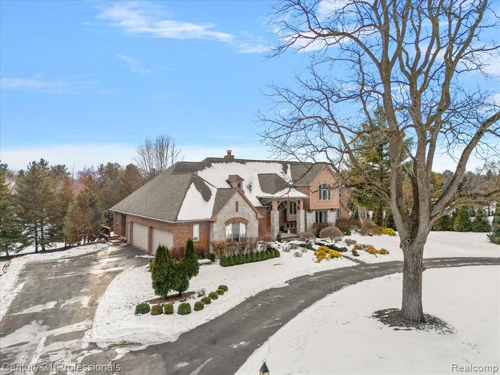 8309 HIGH MEADOW Trail