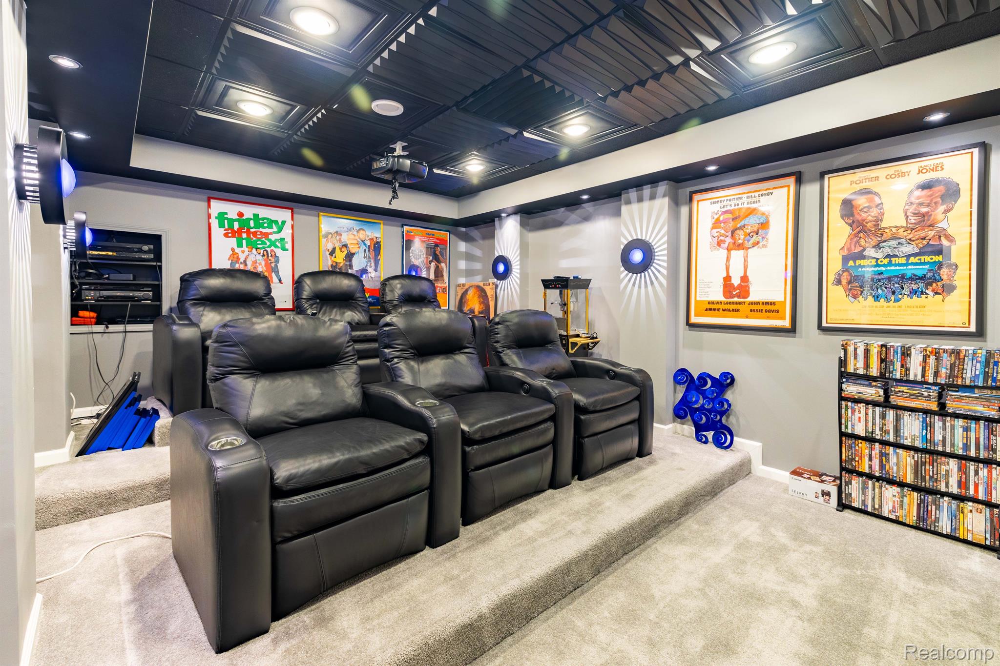 6458 ENCLAVE Drive
