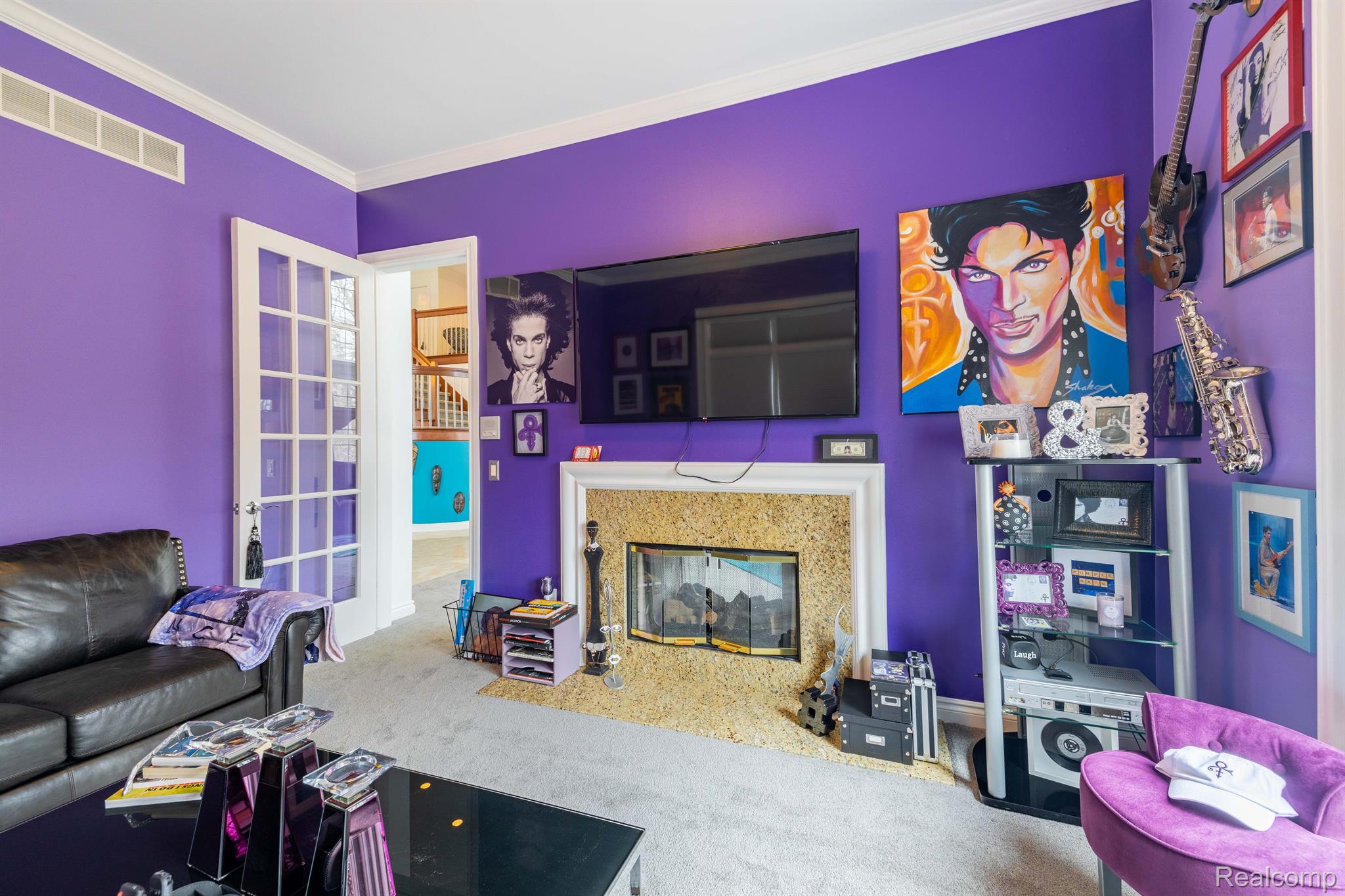 6458 ENCLAVE Drive
