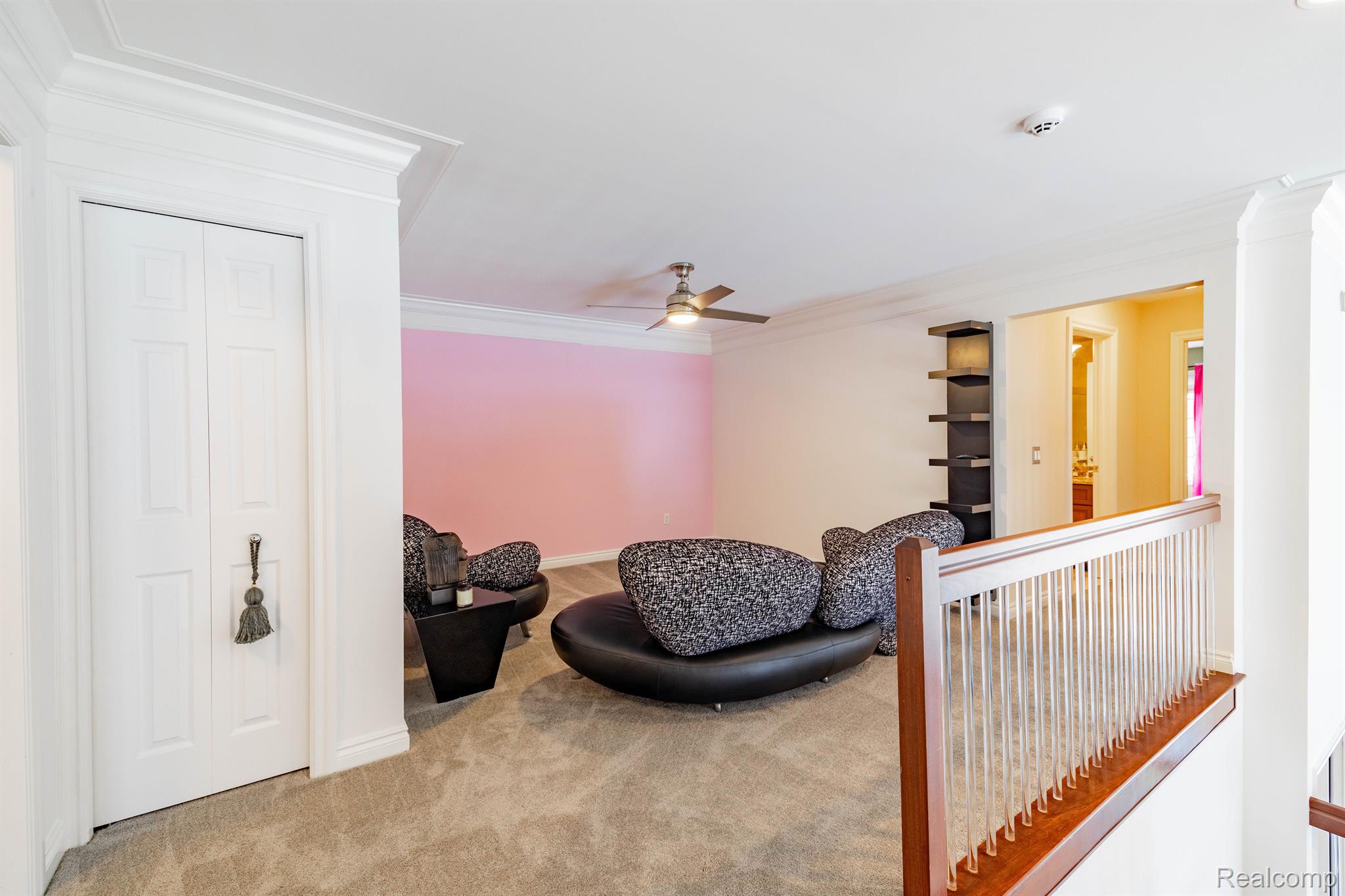 6458 ENCLAVE Drive