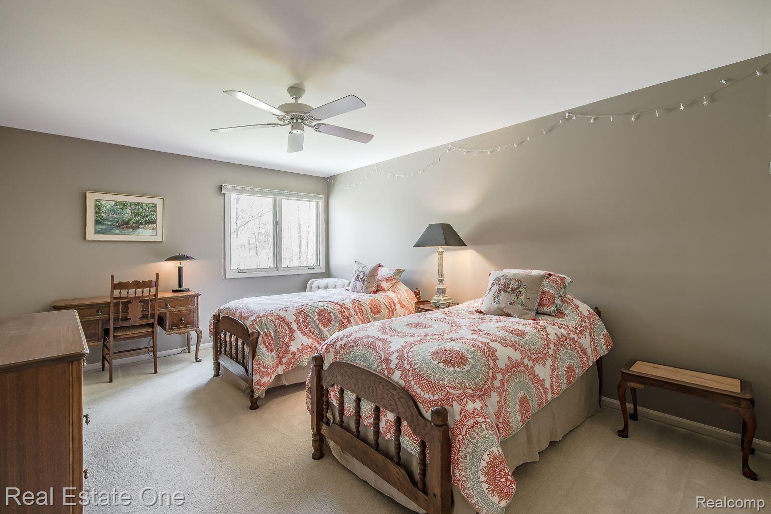 9316 LAKEBLUFF Drive