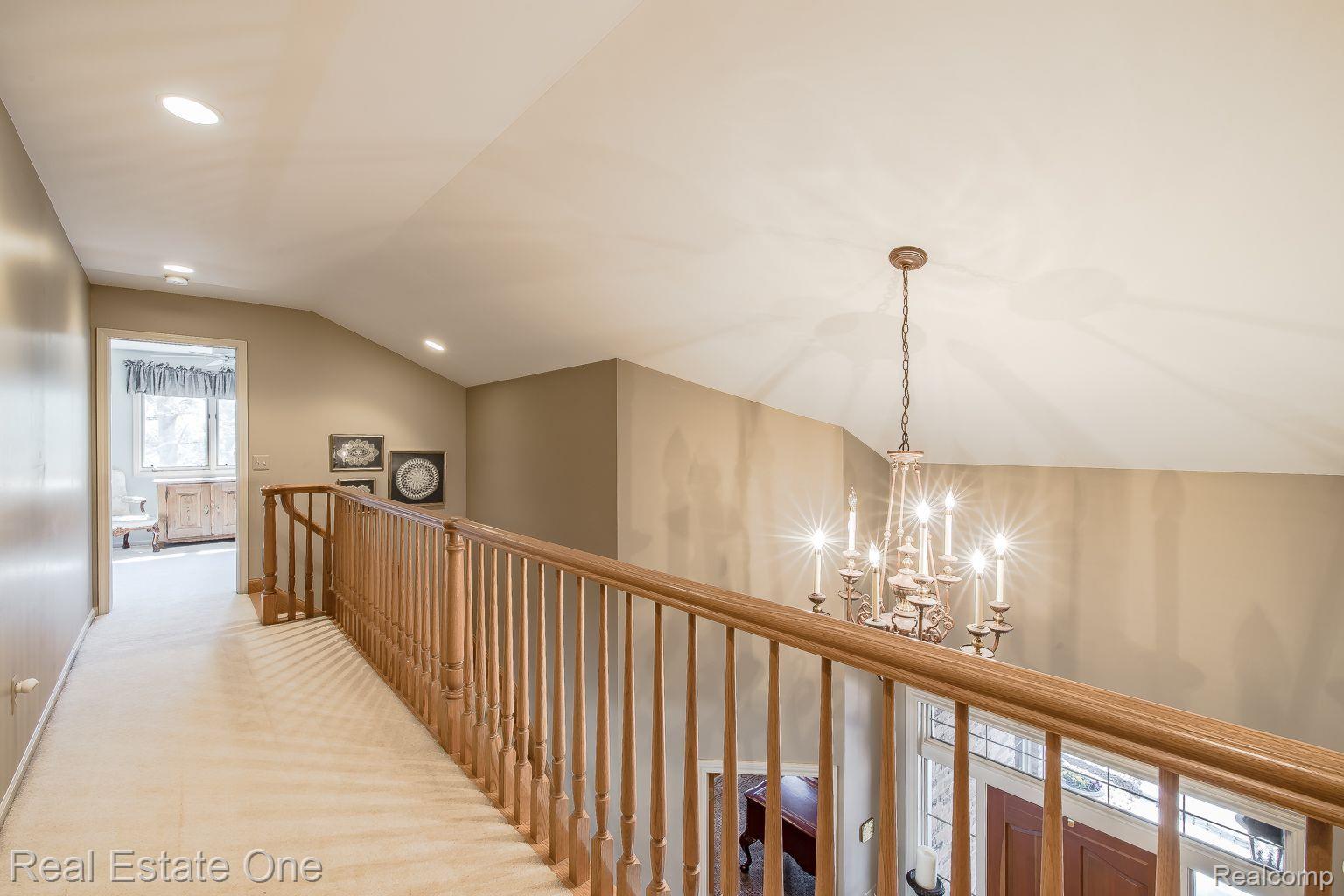 9316 LAKEBLUFF Drive