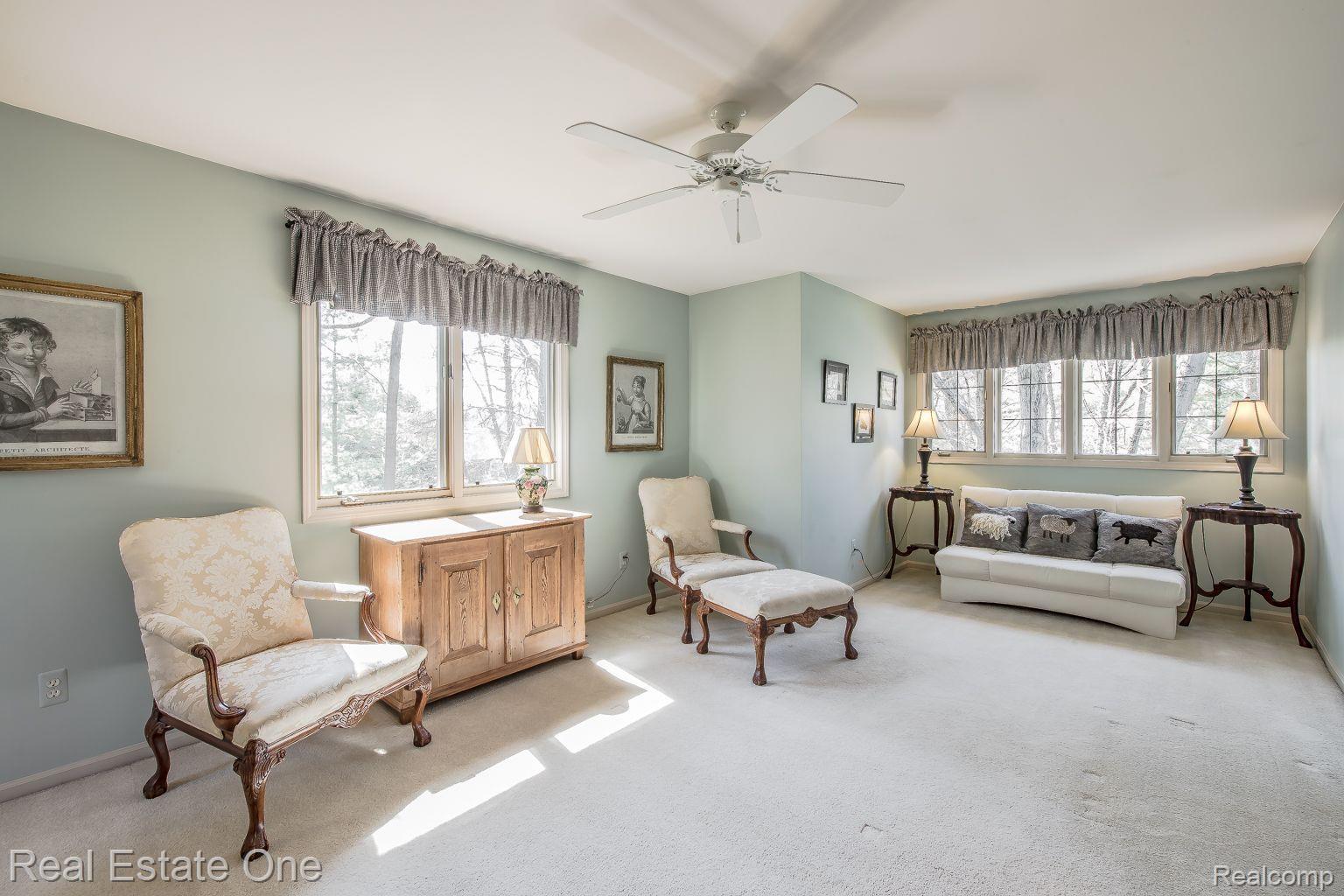 9316 LAKEBLUFF Drive
