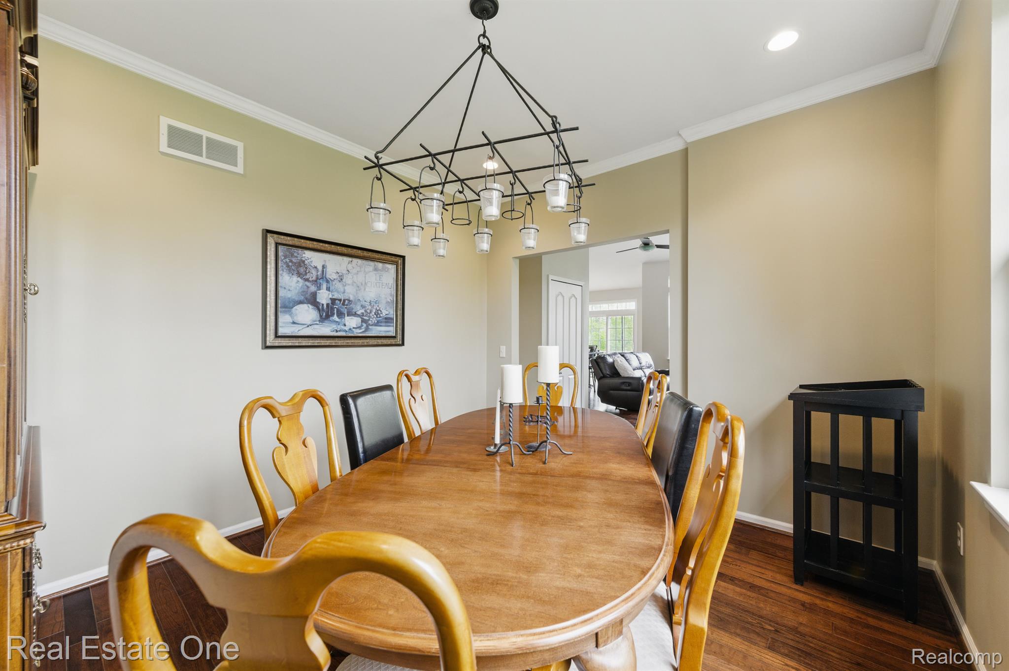 5947 BAYPOINTE Boulevard