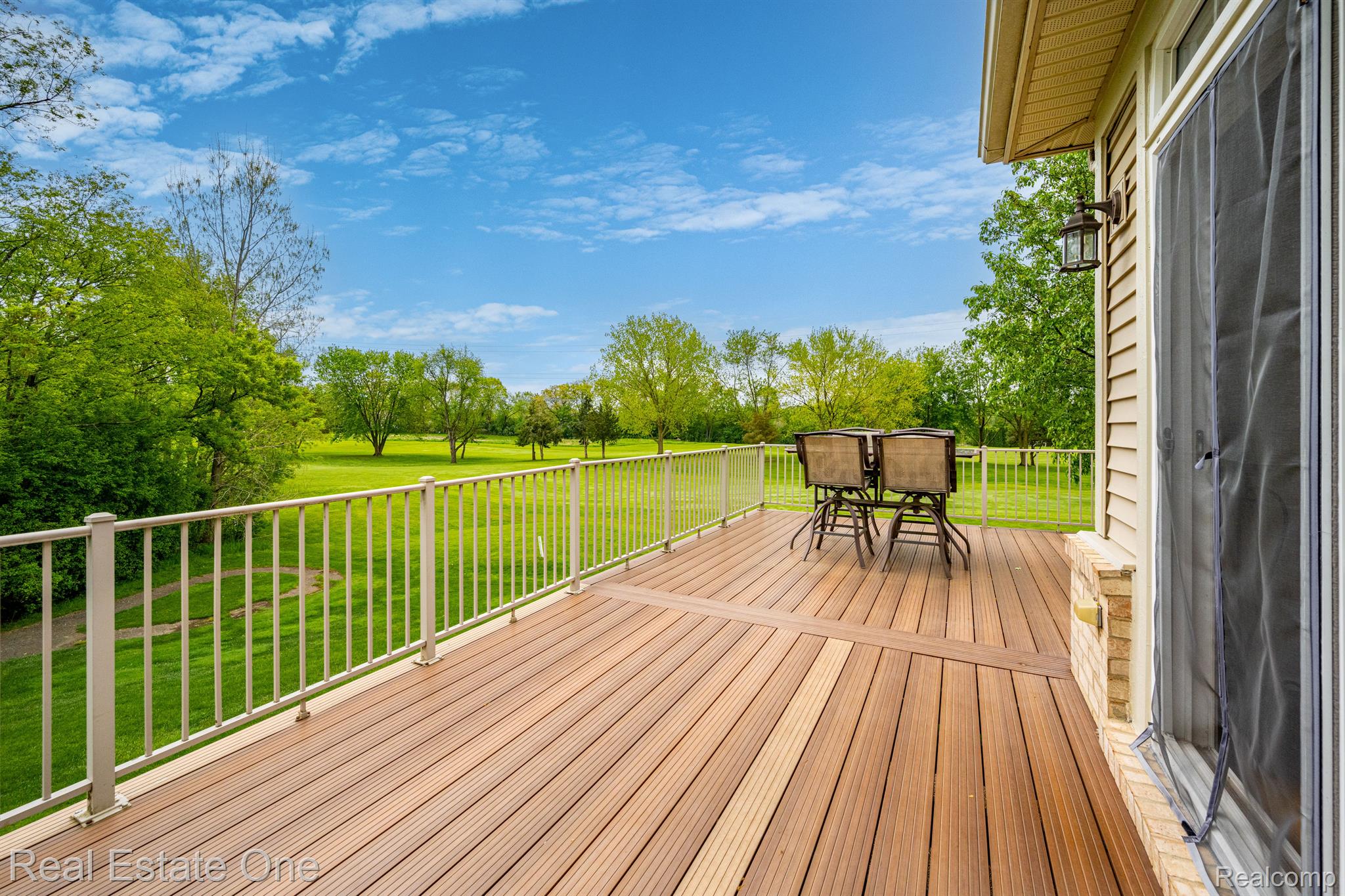 5947 BAYPOINTE Boulevard