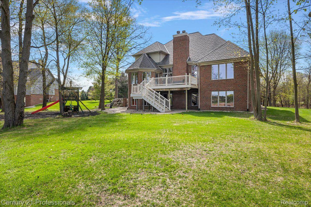 809 HAWKSMOORE Drive