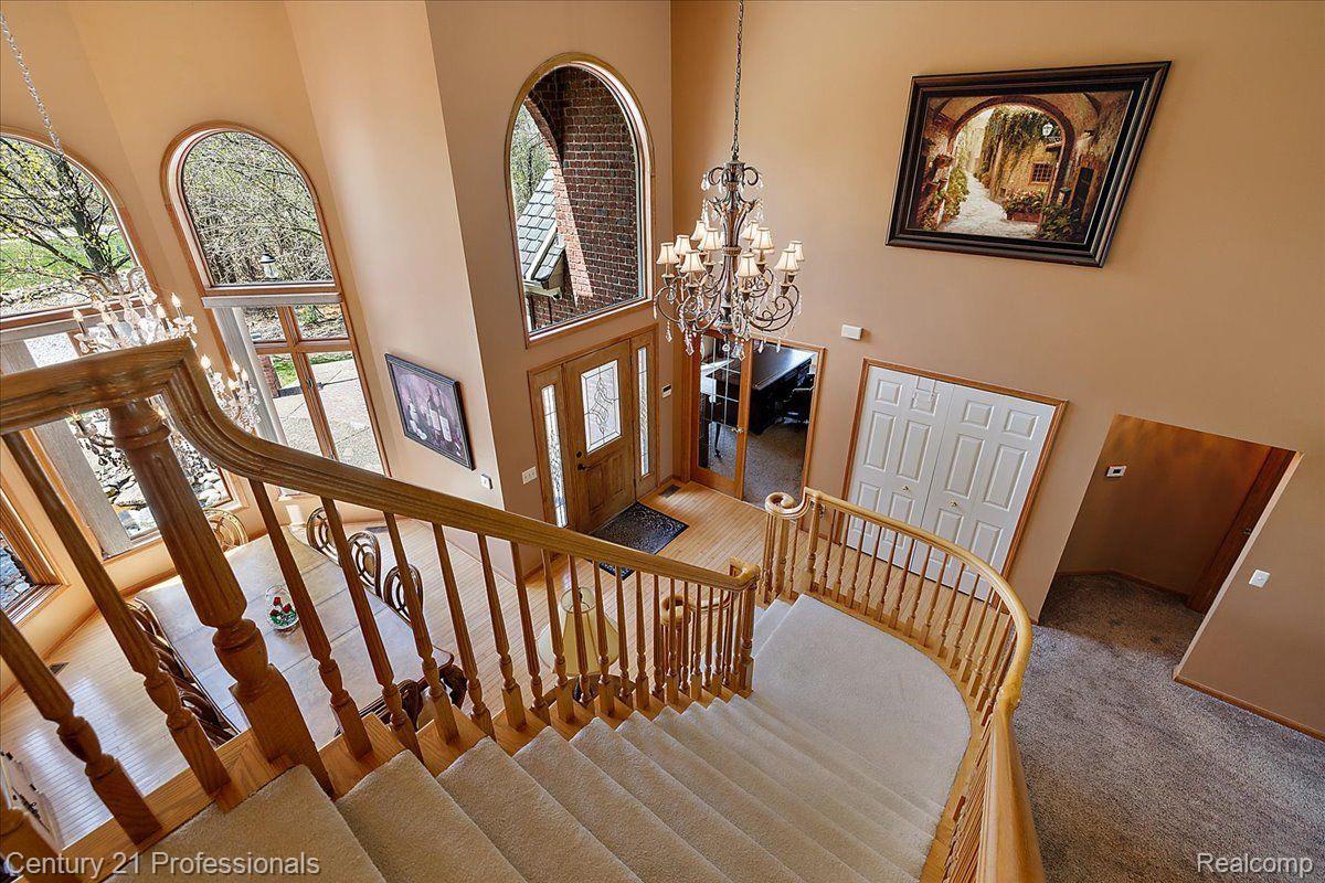 809 HAWKSMOORE Drive