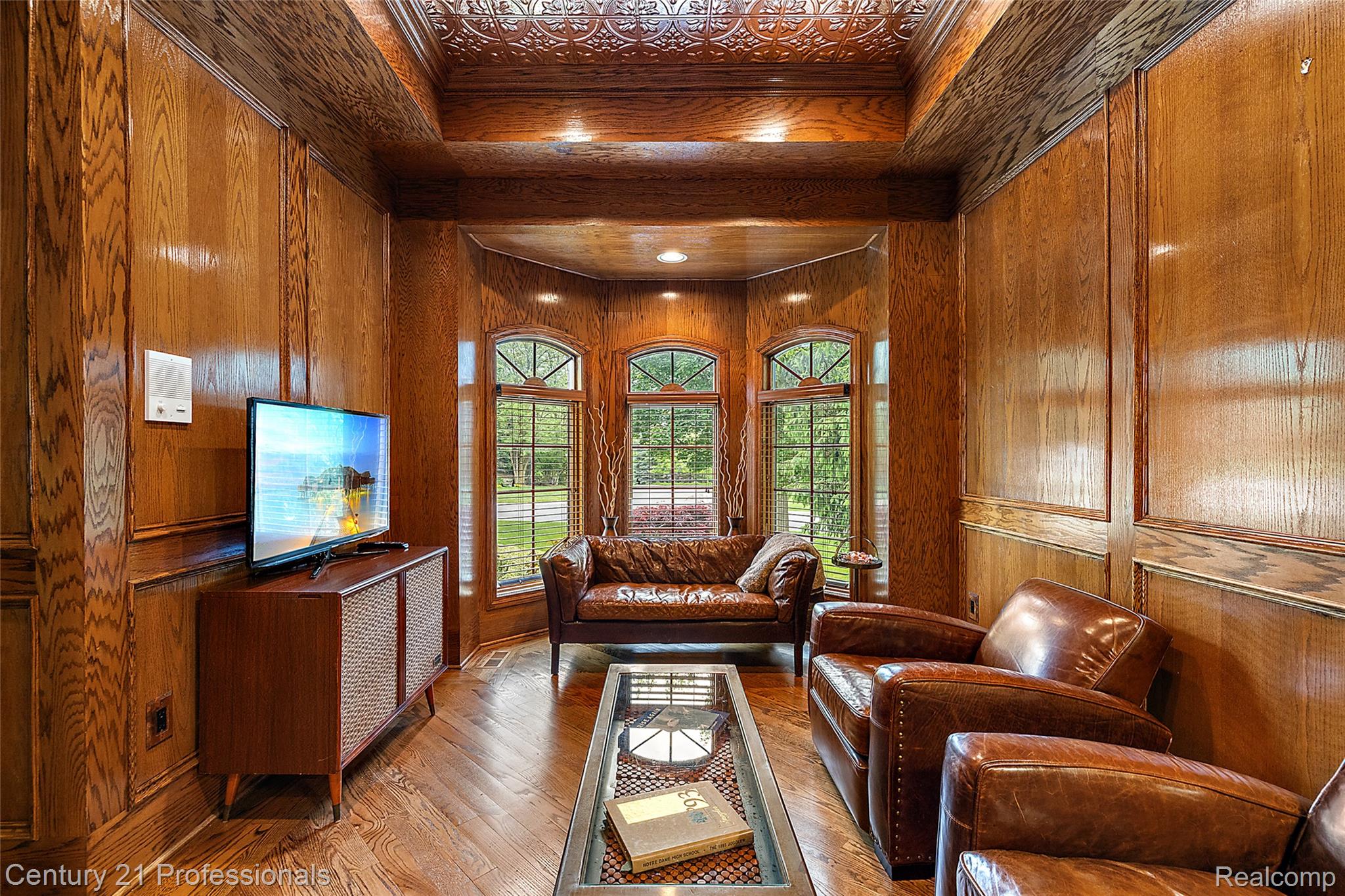 1181 Iroquois Trail