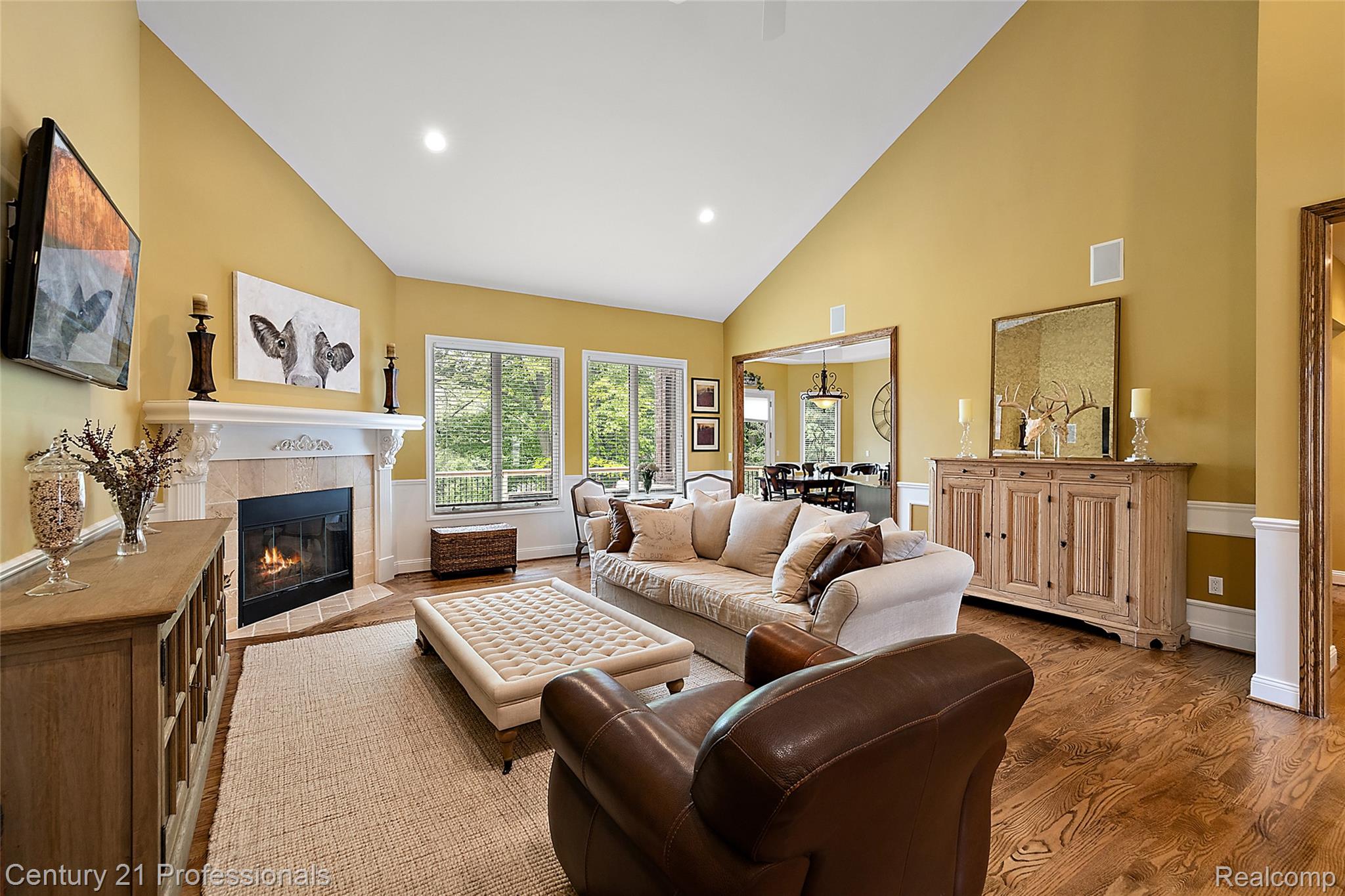 1181 Iroquois Trail