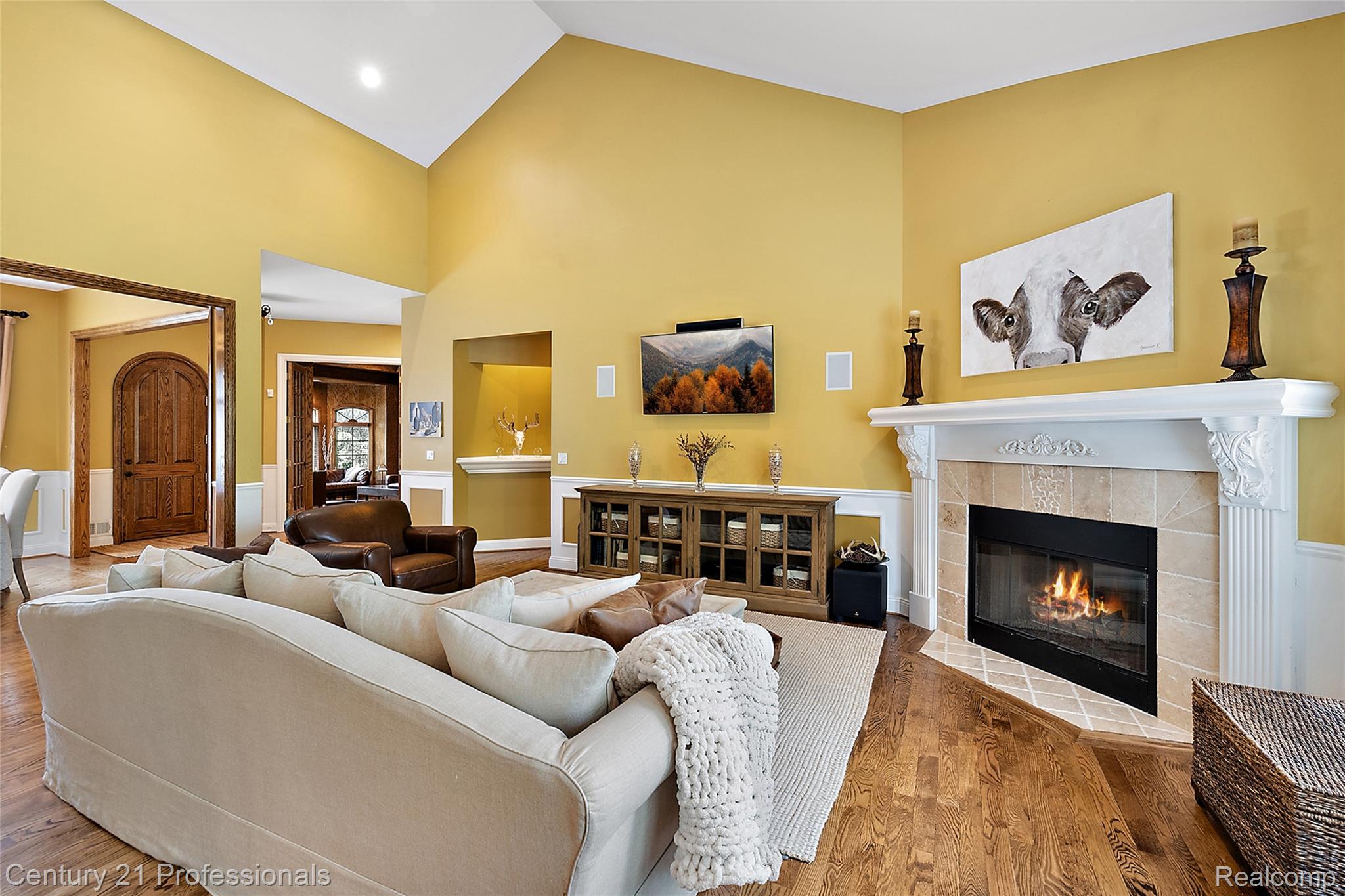 1181 Iroquois Trail