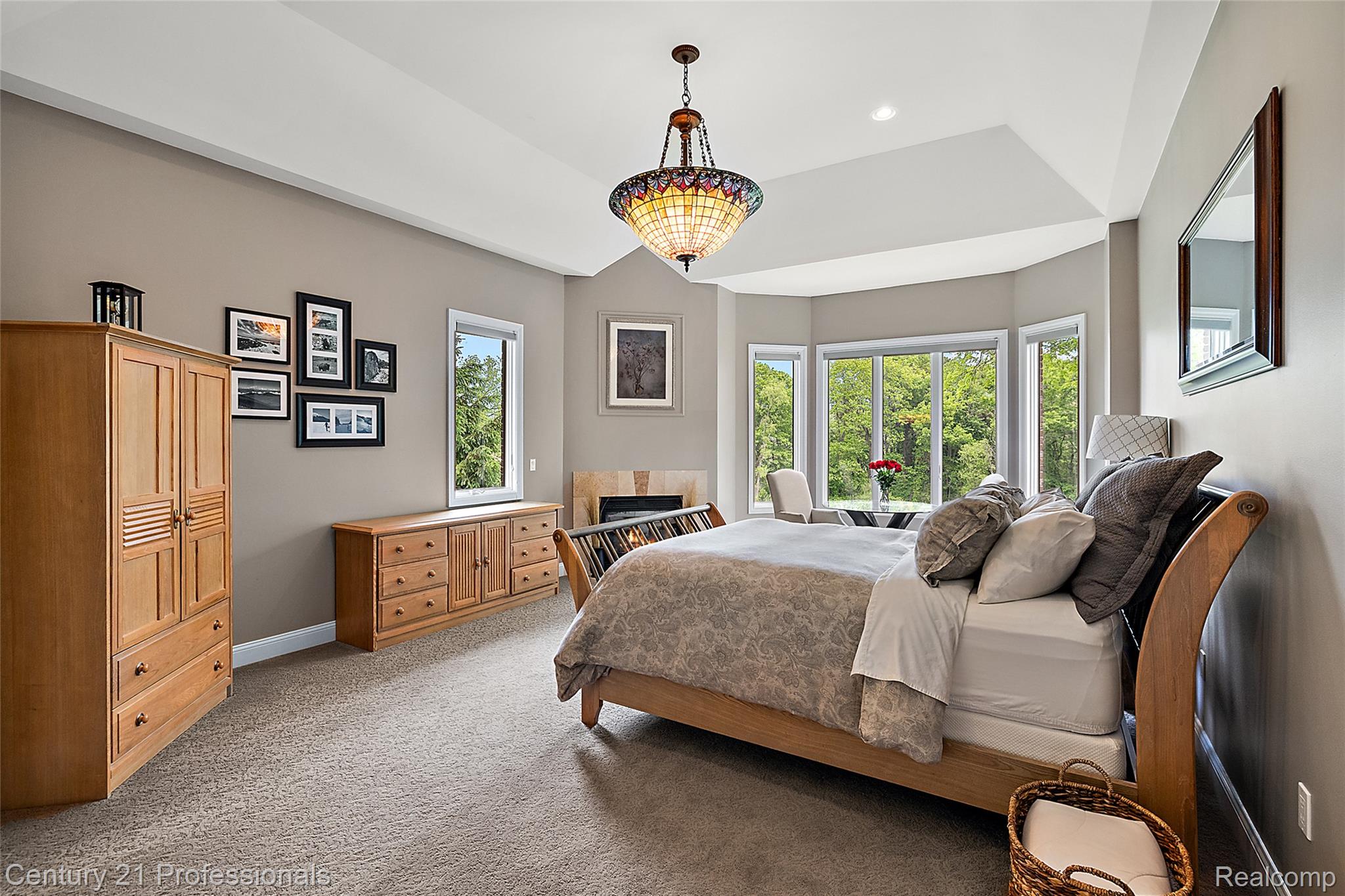 1181 Iroquois Trail