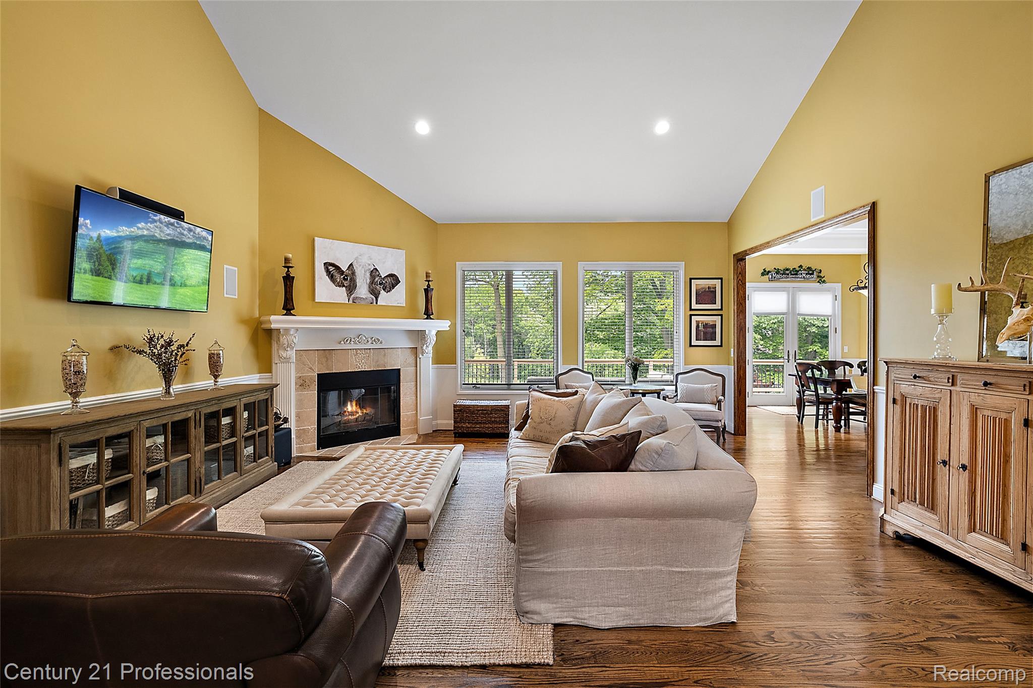 1181 Iroquois Trail