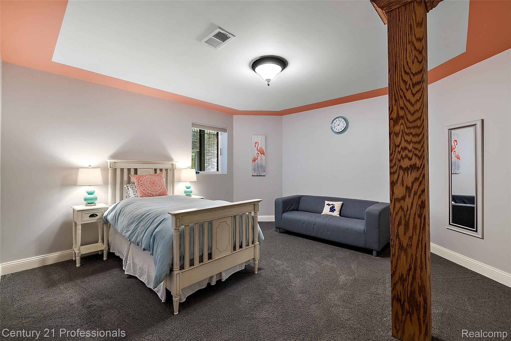 1181 Iroquois Trail
