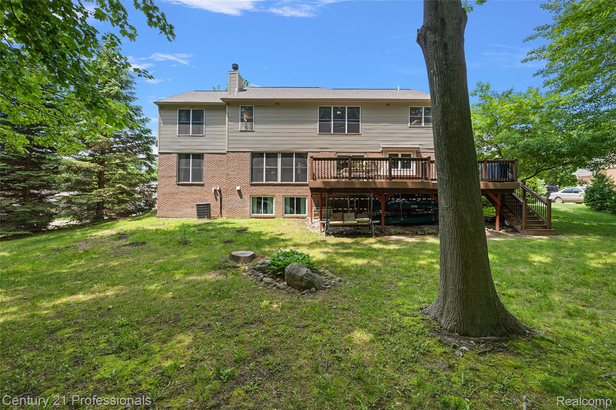 7363 Oakstone Drive