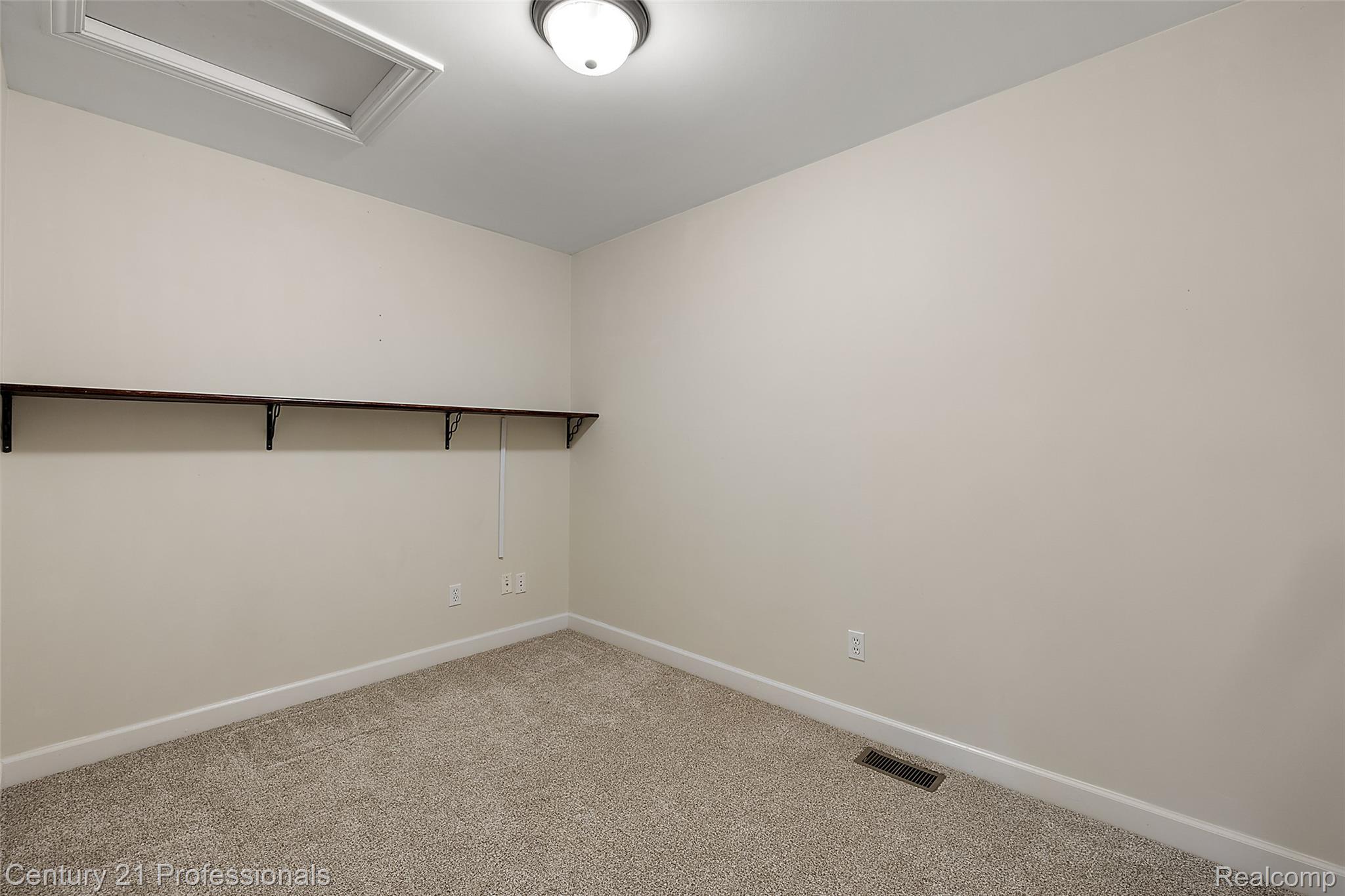 4013 Ardsley Court
