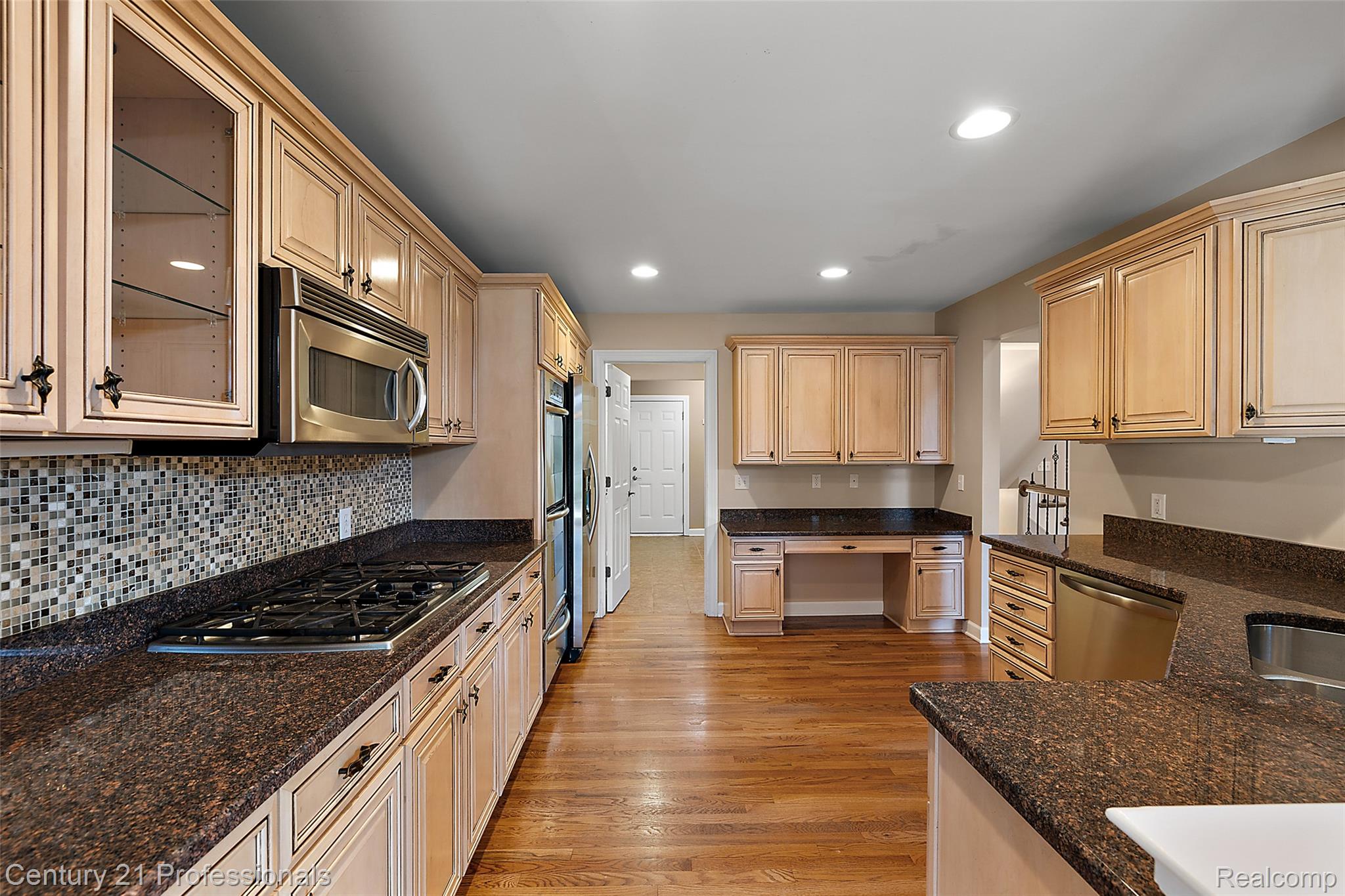 4013 Ardsley Court