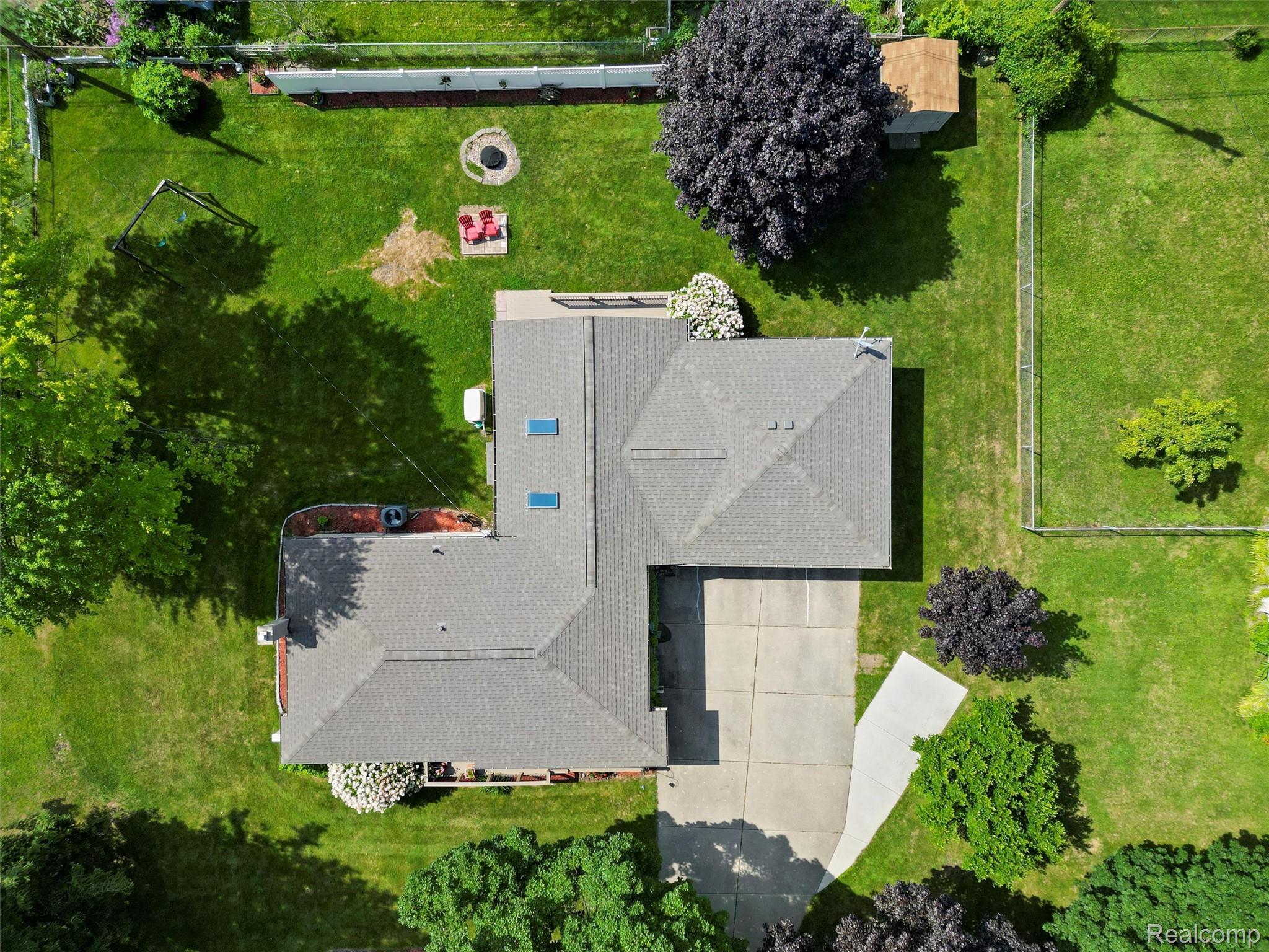 6773 Transparent Avenue