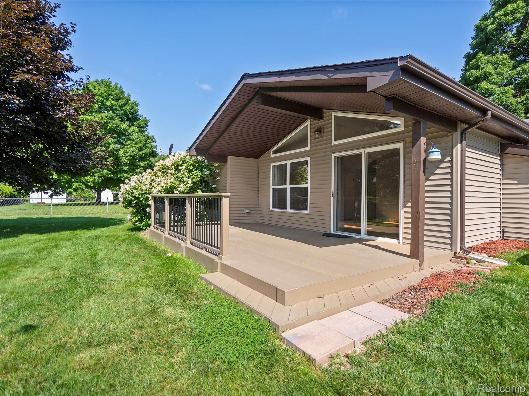 6773 Transparent Avenue