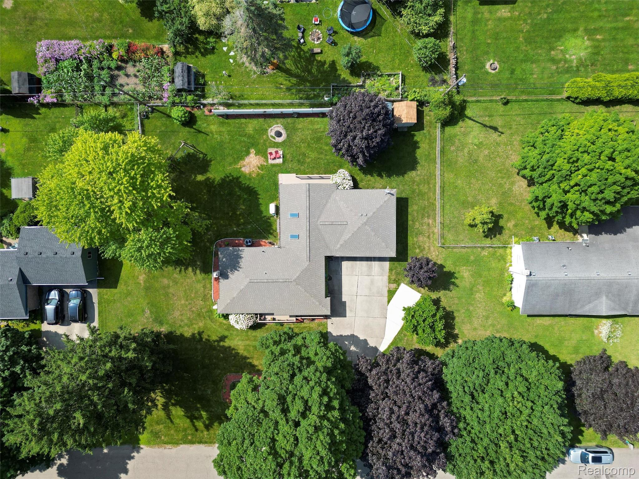 6773 Transparent Avenue