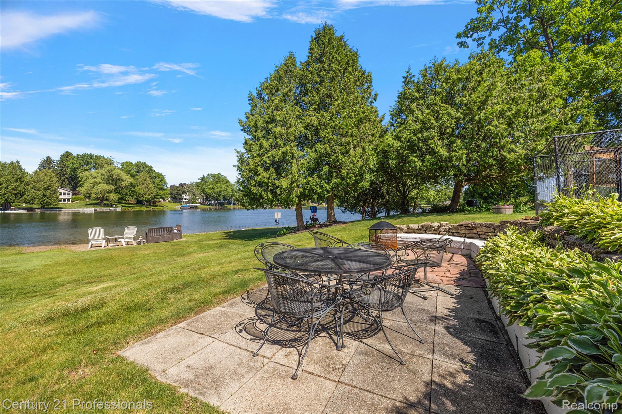 9311 Whipple Shores Drive