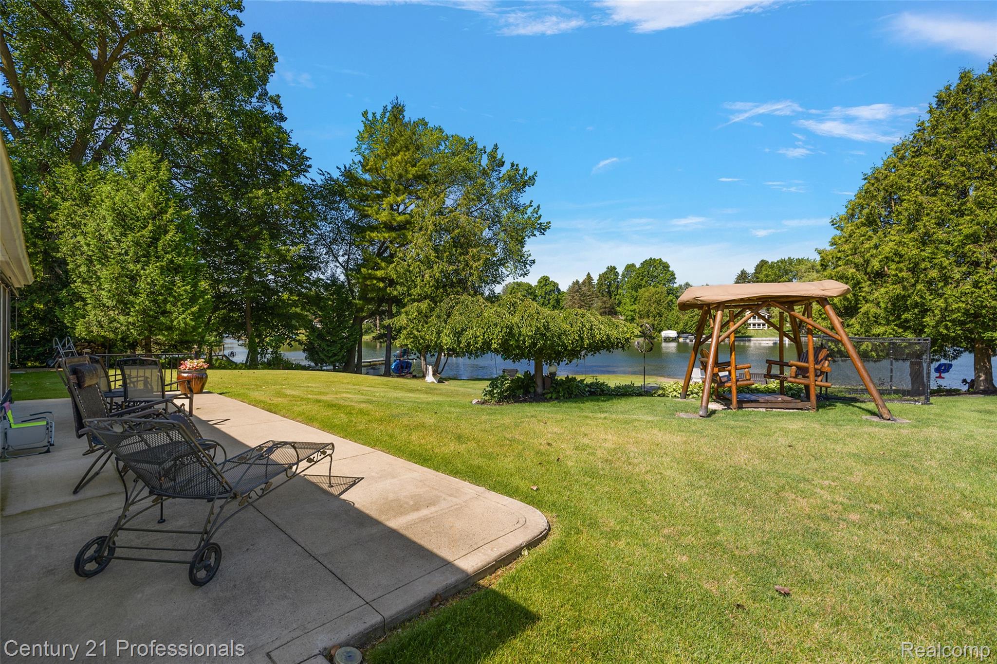 9311 Whipple Shores Drive