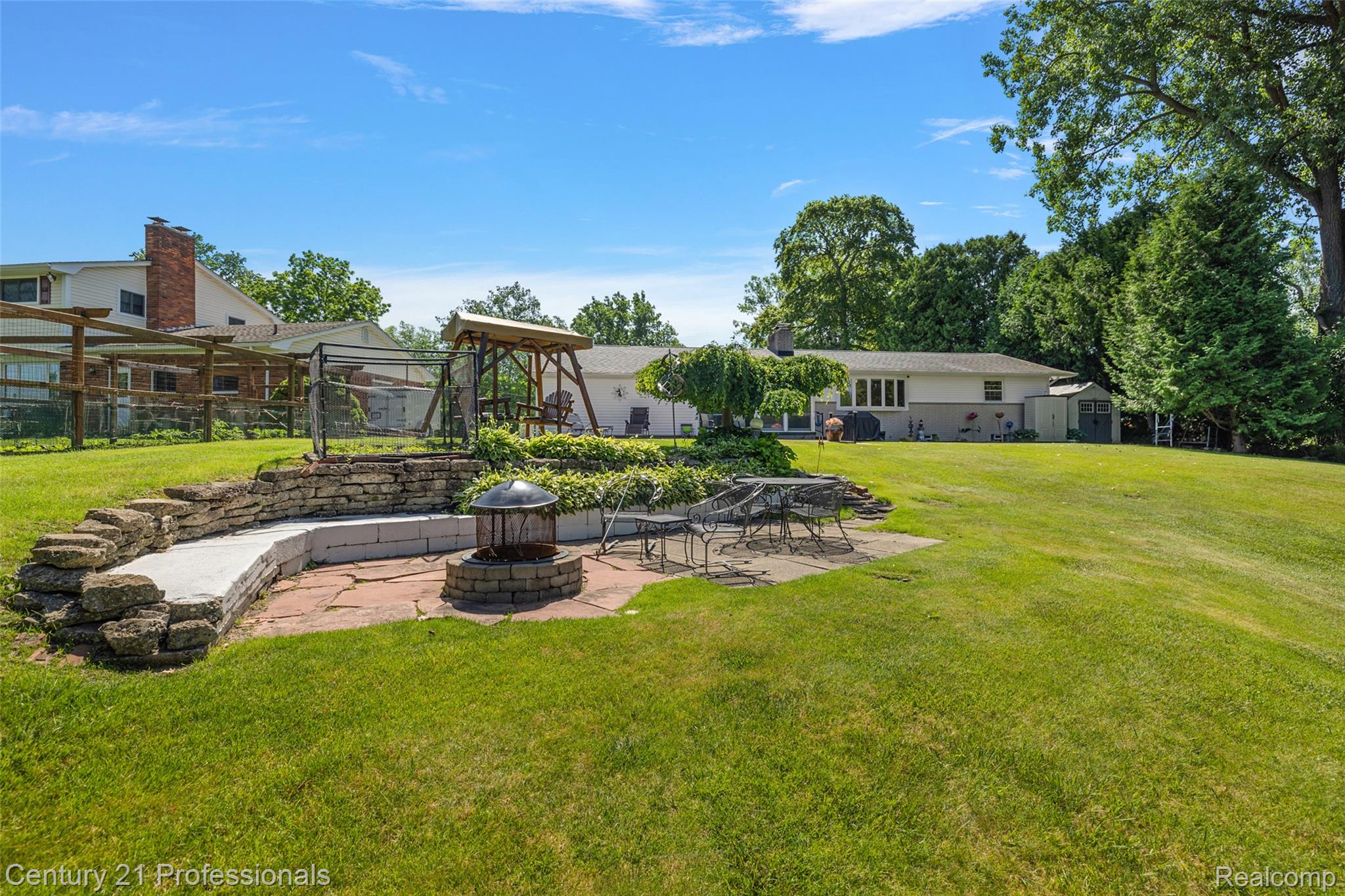 9311 Whipple Shores Drive