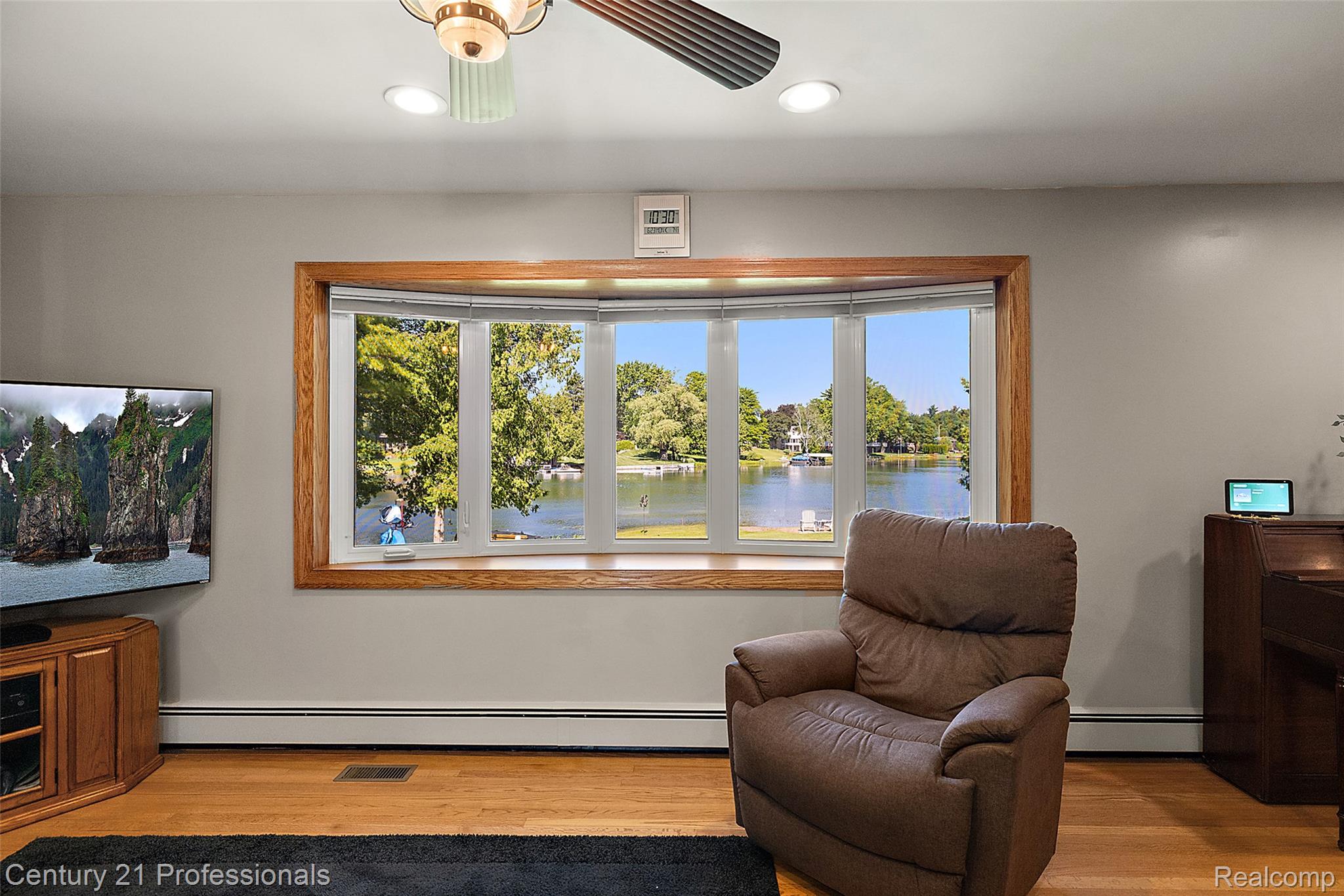 9311 Whipple Shores Drive
