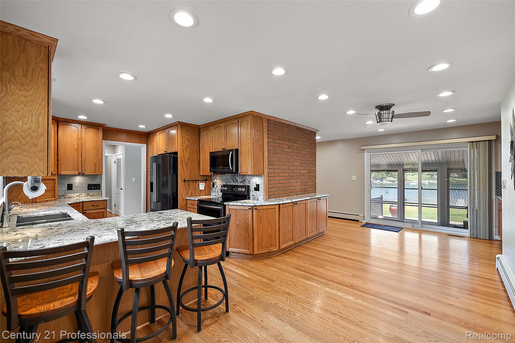 9311 Whipple Shores Drive
