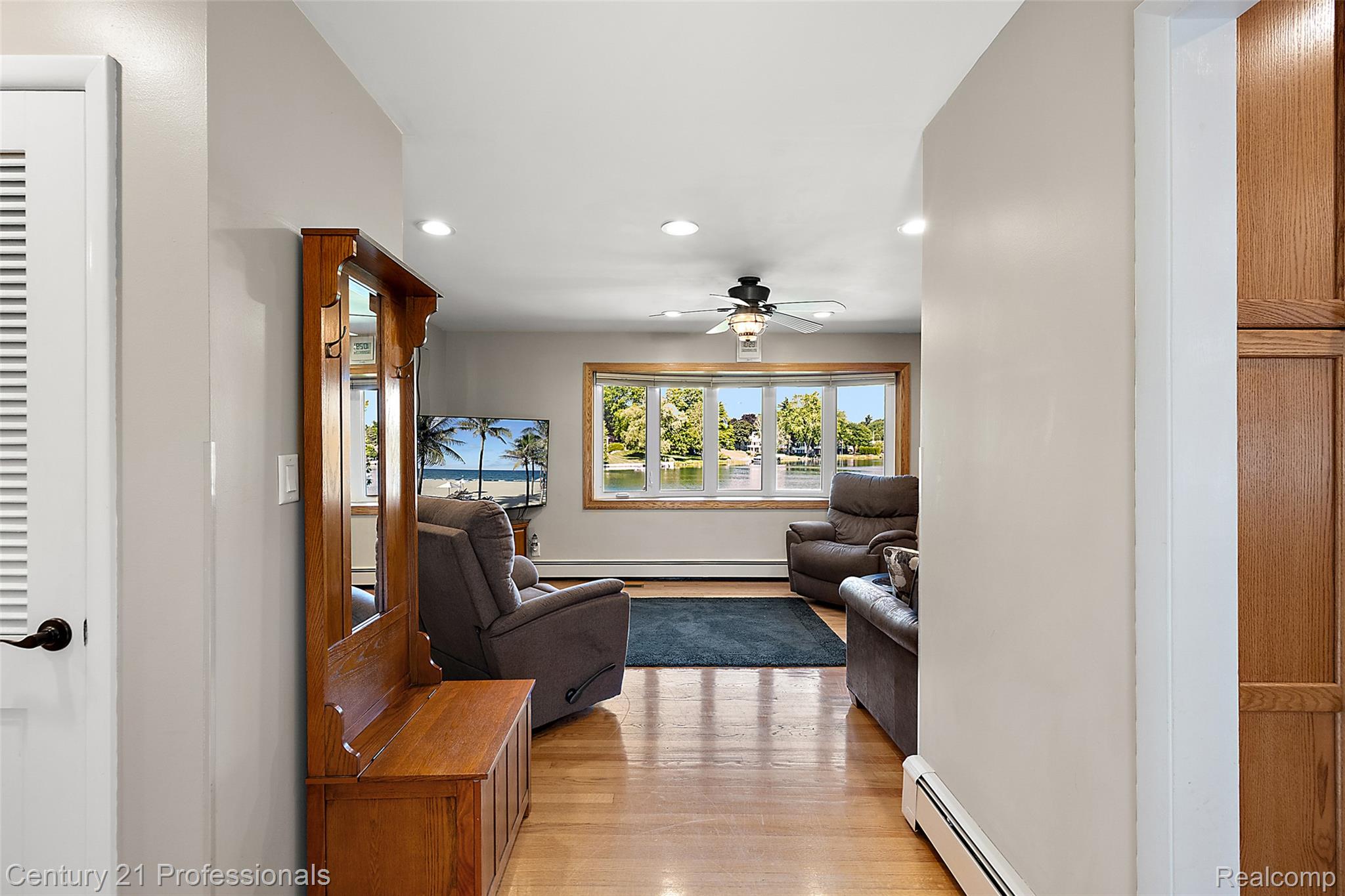 9311 Whipple Shores Drive