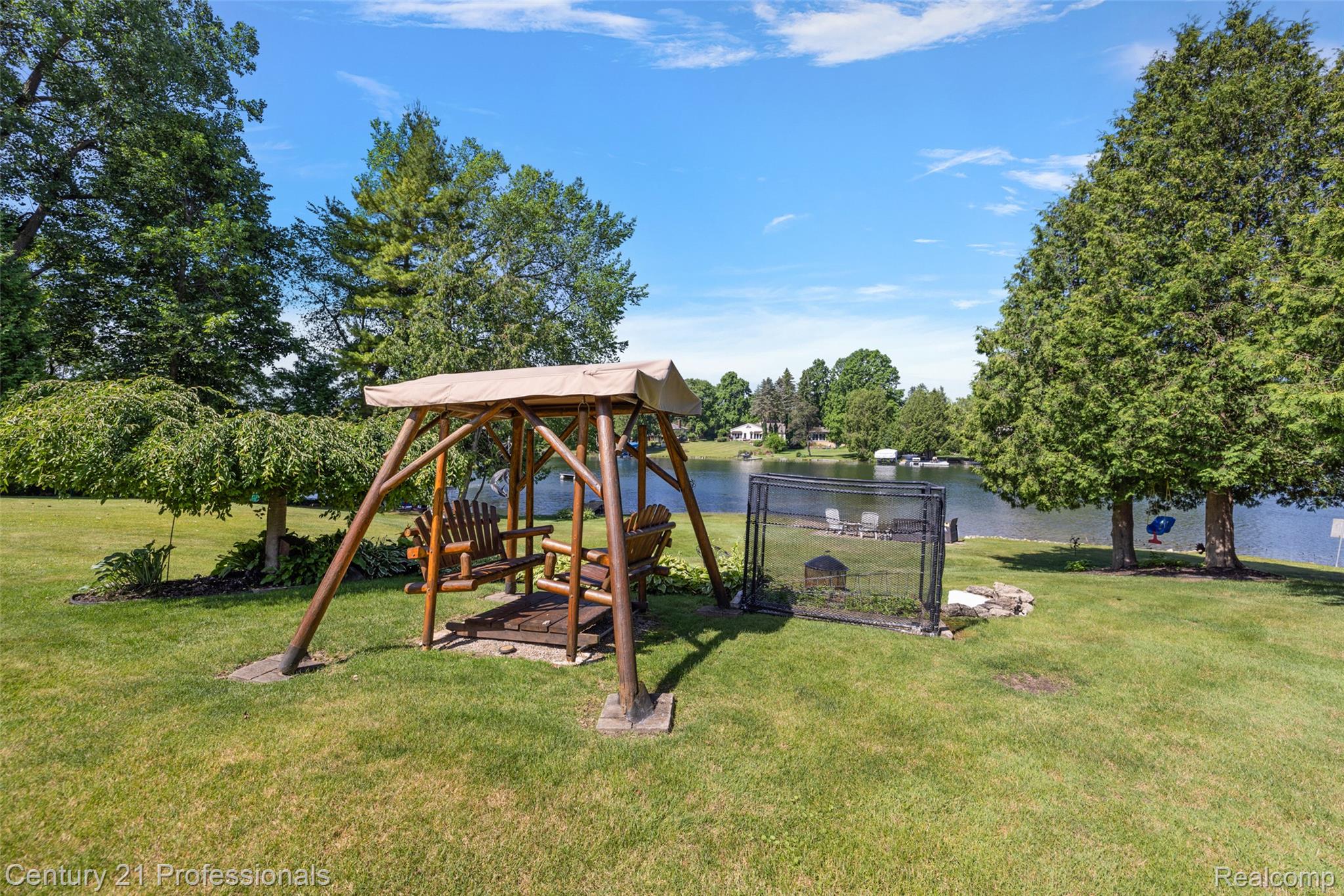 9311 Whipple Shores Drive