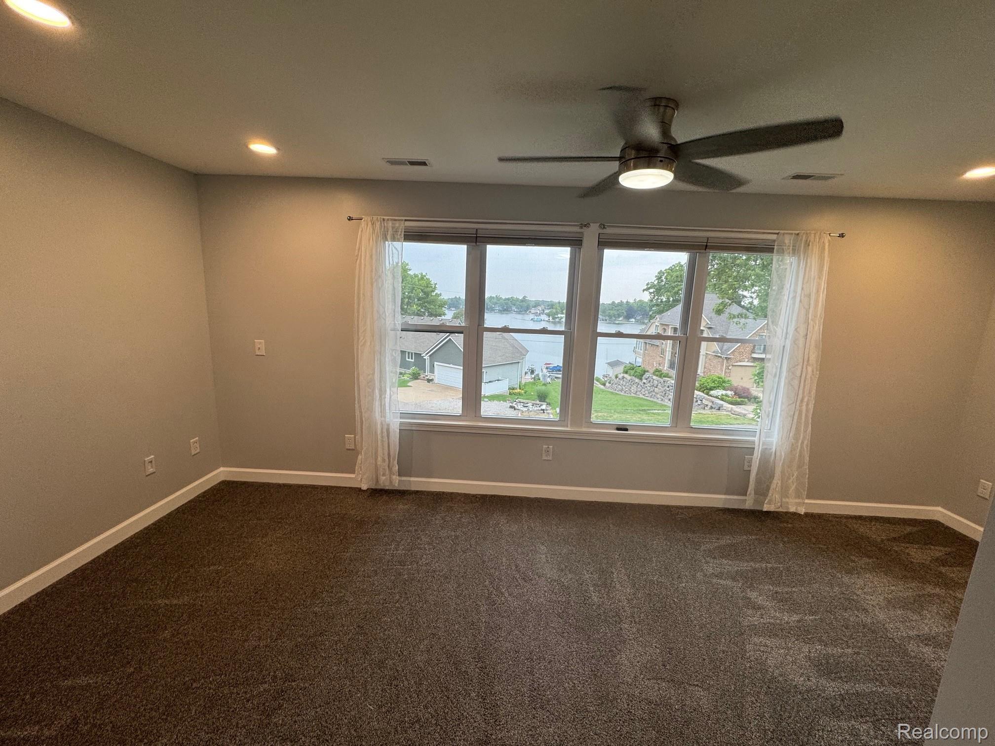 677 King Circle