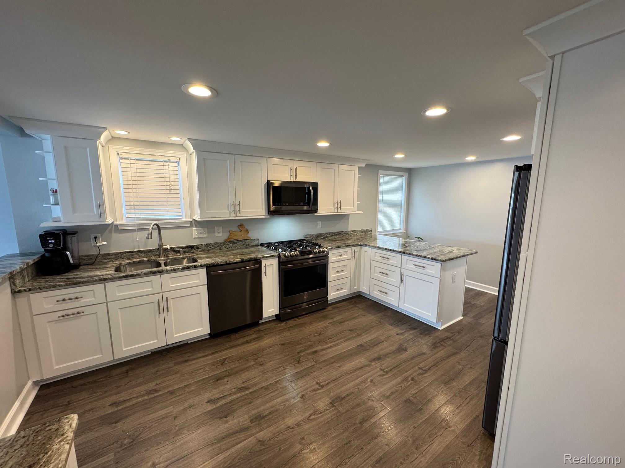 677 King Circle
